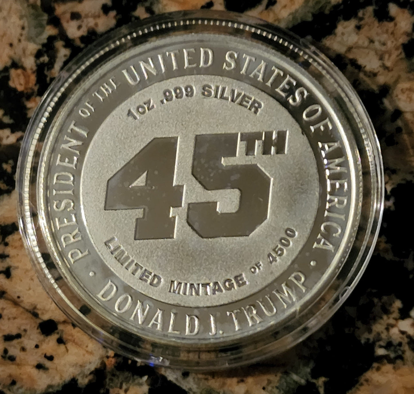 2022 Trump Finish The Wall Limited Edition 1 Troy Oz Silver Round .999 Fine