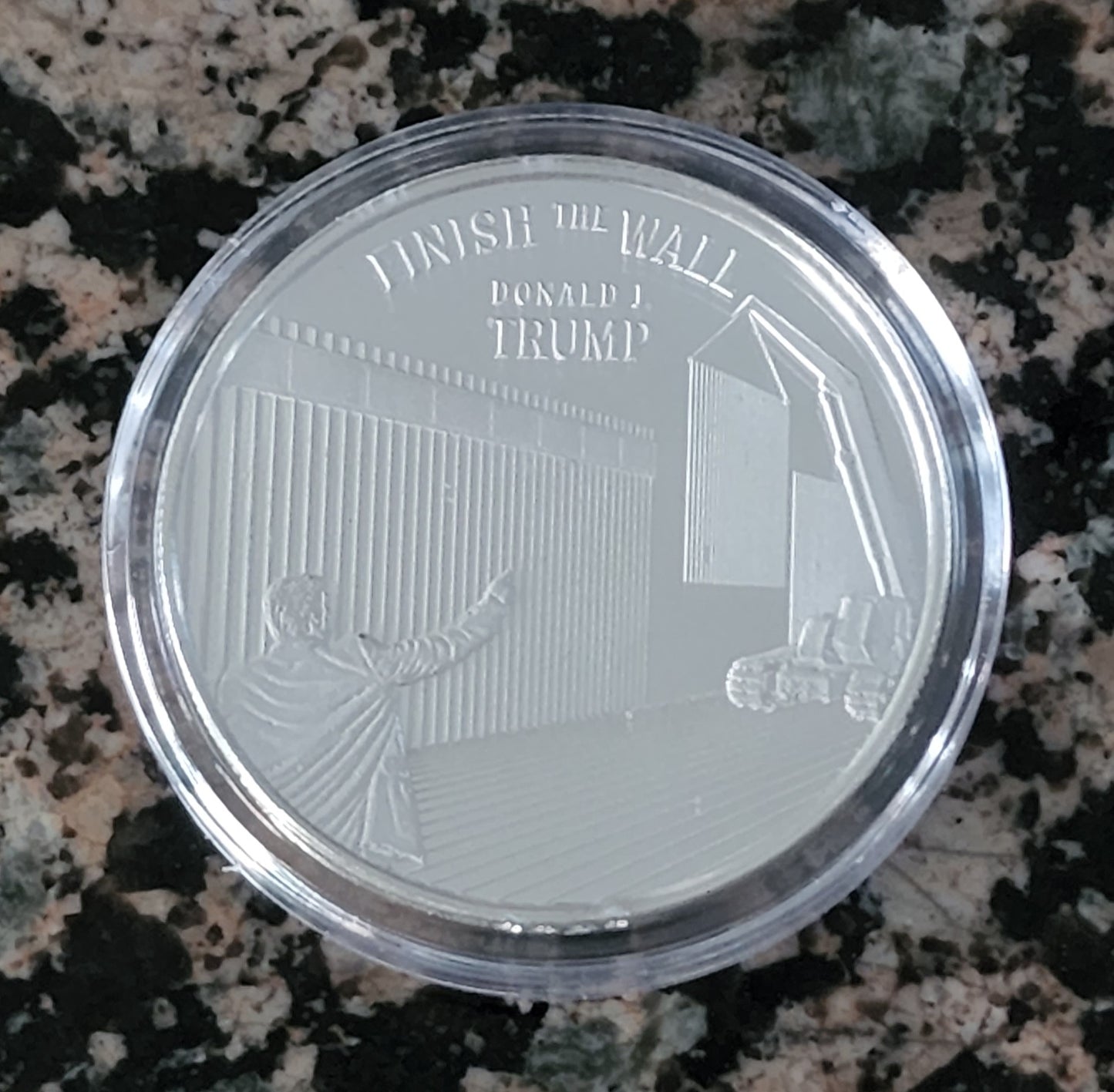 2022 Trump Finish The Wall Limited Edition 1 Troy Oz Silver Round .999 Fine