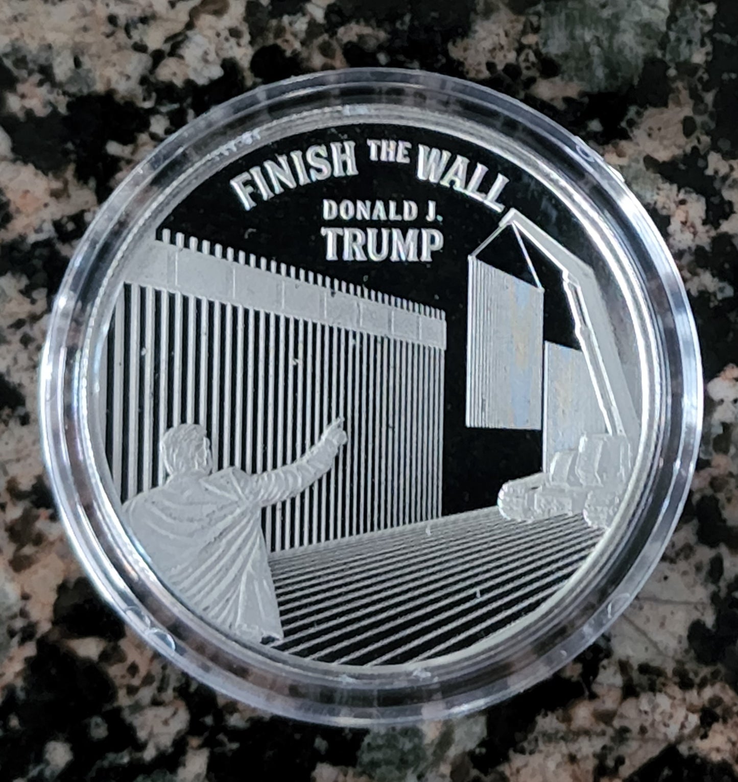 2022 Trump Finish The Wall Limited Edition 1 Troy Oz Silver Round .999 Fine