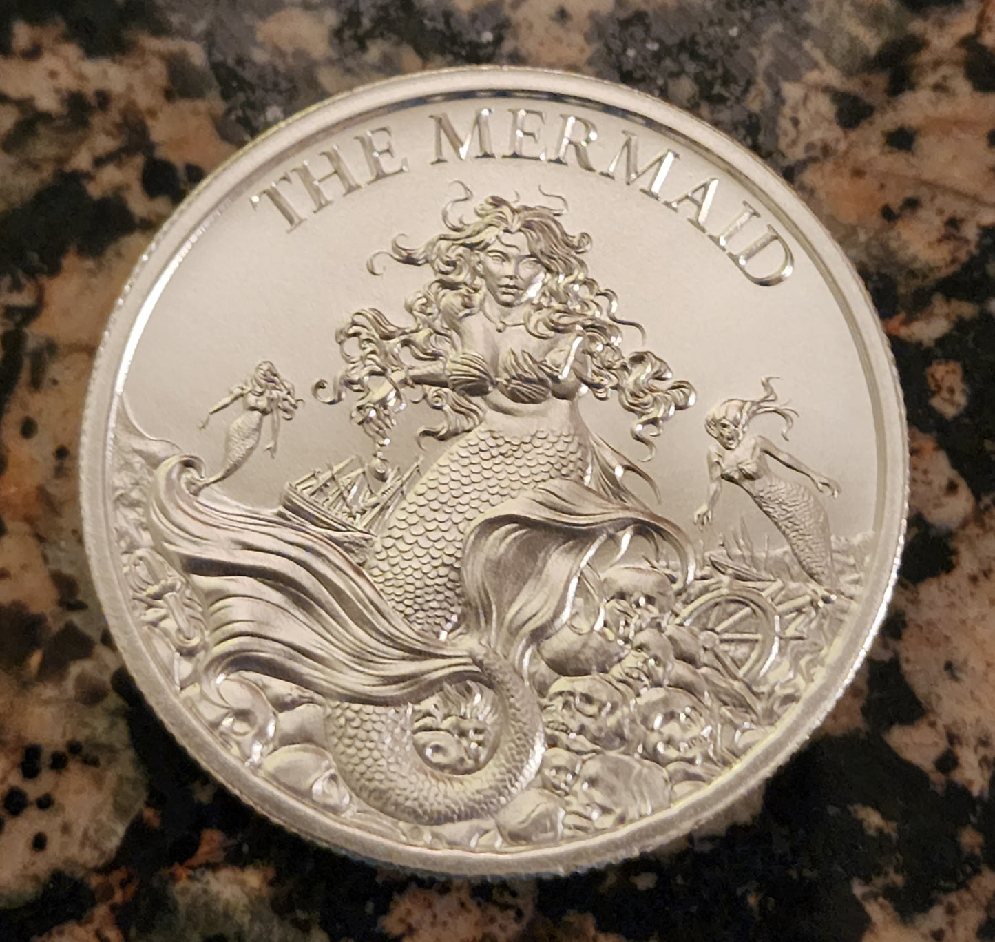 The Mermaid 1 Troy Ounce .999 Fine Silver BU Round w/Protective Capsule