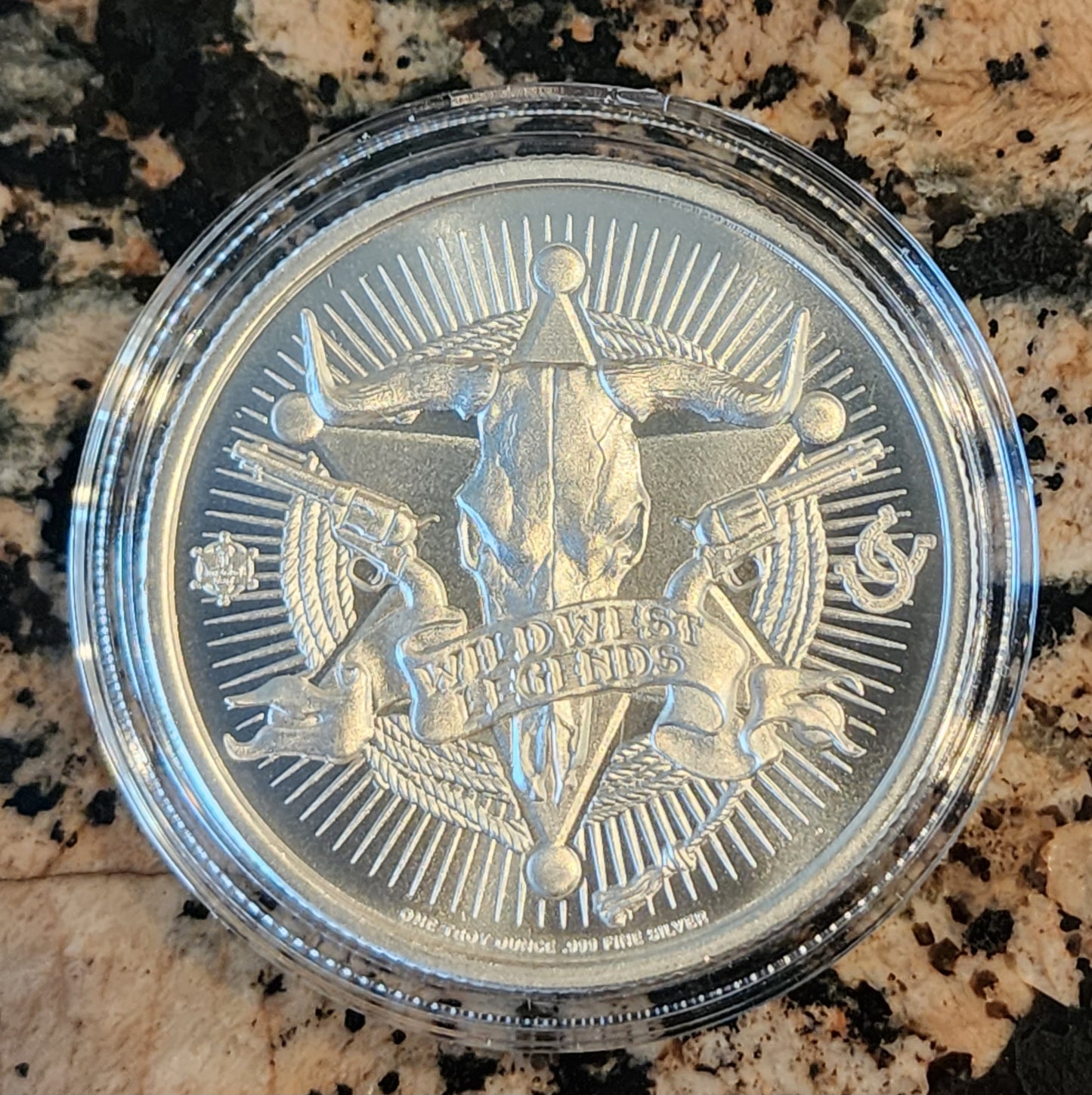 Sitting Bull Art Round 1 Troy Ounce .999 Fine Silver BU Round w/Protective Capsule