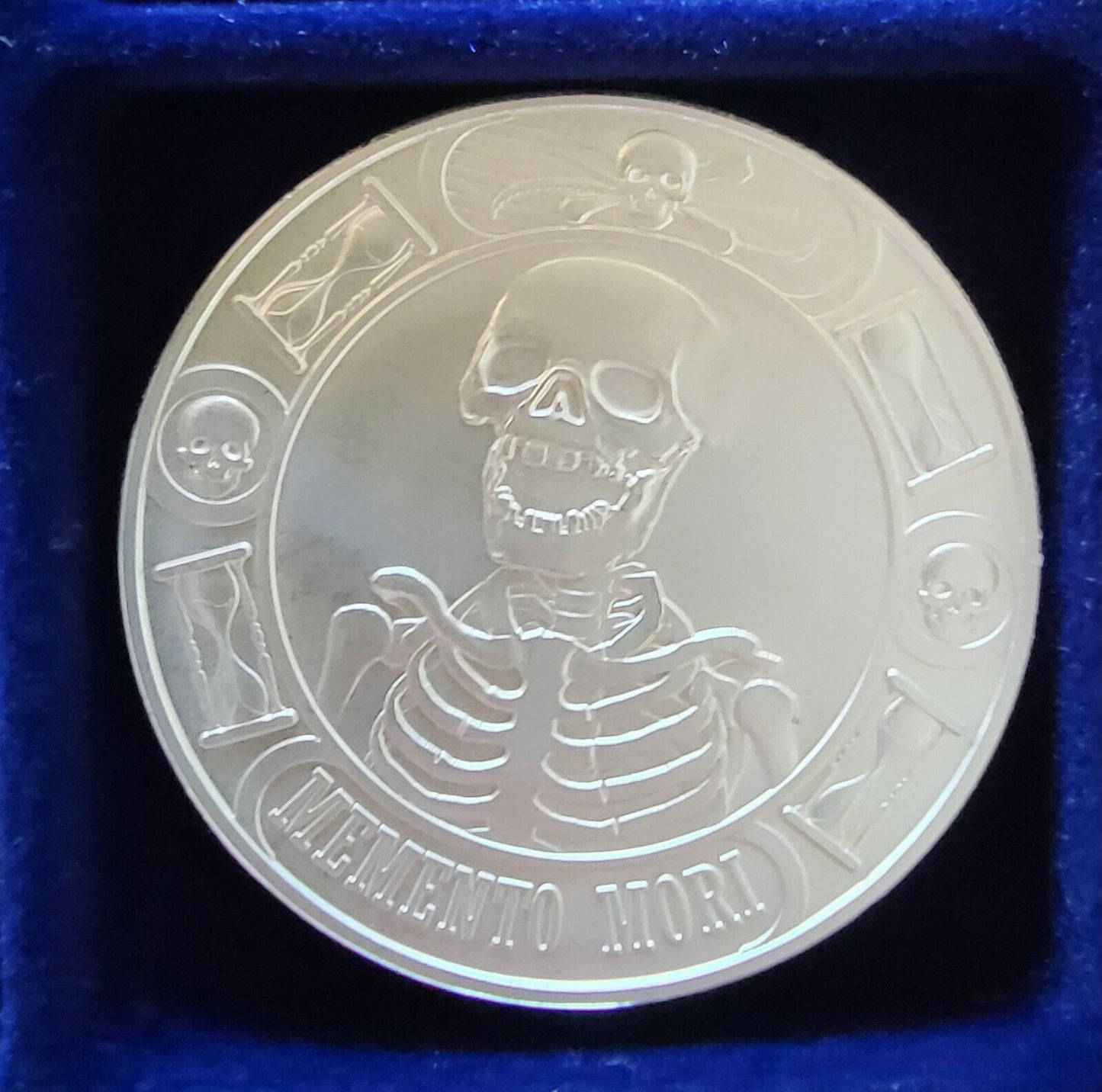 Memento Mori Death Laughing Skull 1 oz .999 Silver Round