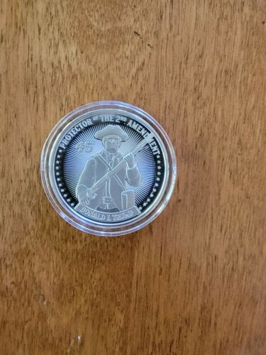 Trump 2nd Amendment Protector 1oz .999 Fine Silver Round Limited Mintage 4500