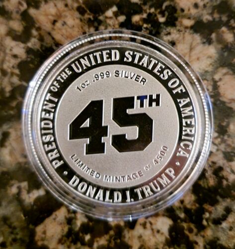 DONALD TRUMP and MELANIA ESCALATOR 1 TROY OZ .999 FINE SILVER ROUND