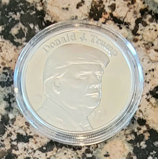 Donald J. Trump 45th President White House 1 oz Silver Round .999 Fine BU Coin