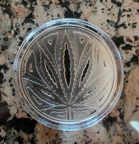 Big Leaf Hidden Leaf 1 Oz. Fine Silver Round .999 Cannabis w/ Protective Capsule