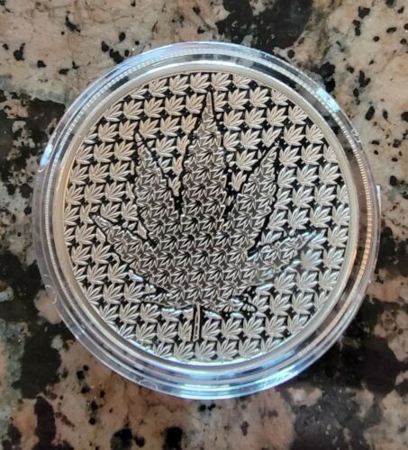 Big Leaf Hidden Leaf 1 Oz. Fine Silver Round .999 Cannabis w/ Protective Capsule